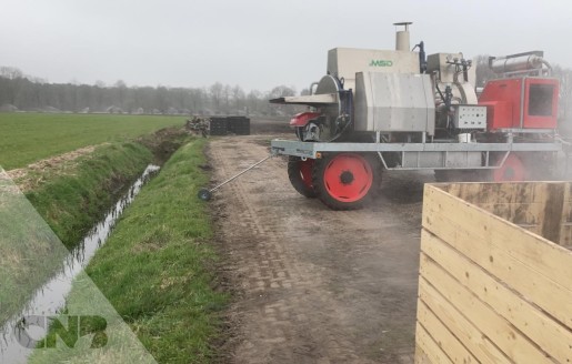 Foto van Zelfrijdende stoommachine 6 meter werkbreedte